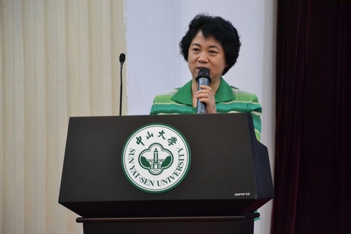 省教育厅副巡视员李亚娟,指出举办高校科学营活动有利于促进高校与