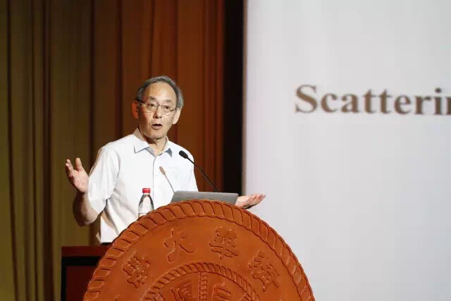 诺贝尔物理学奖获得者,斯坦福大学物理系教授朱棣文演讲